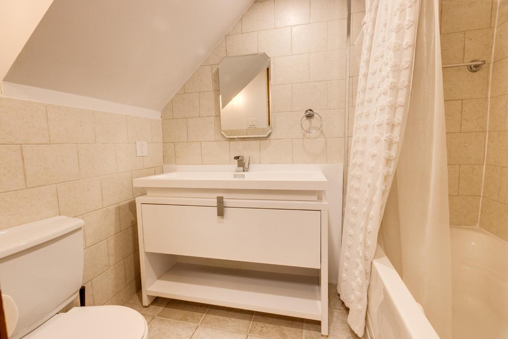 Apartement Saint Andre Montreal Exterior photo