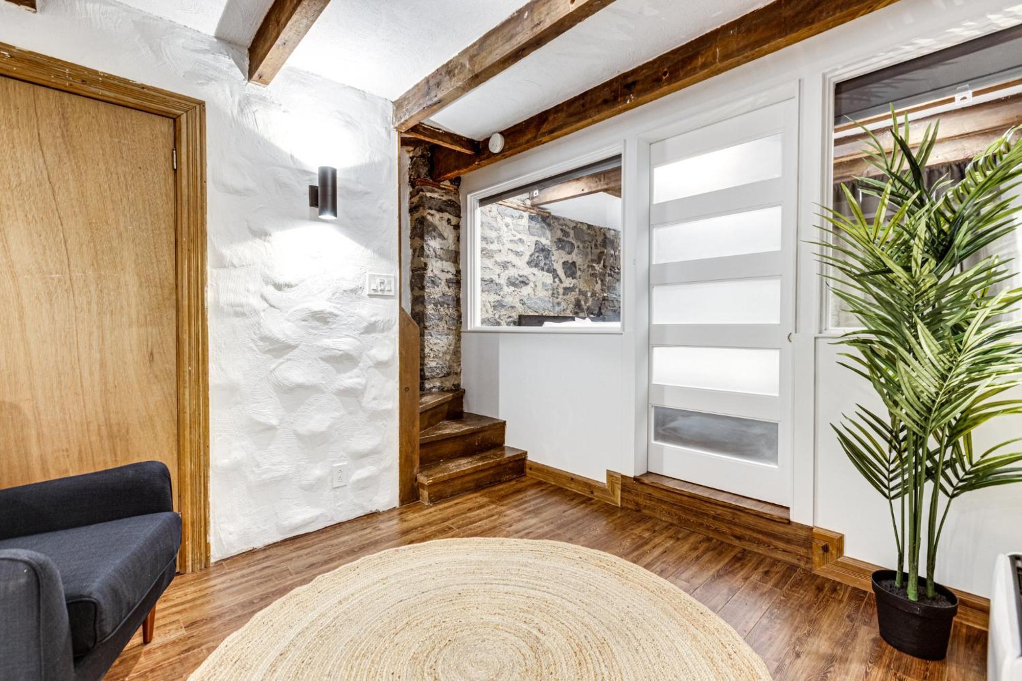Apartement Saint Andre Montreal Exterior photo