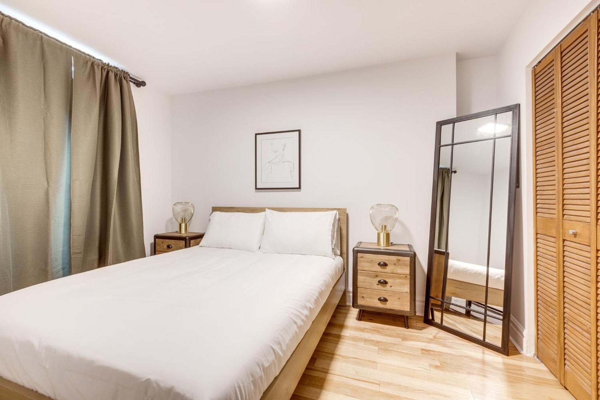 Apartement Saint Andre Montreal Exterior photo